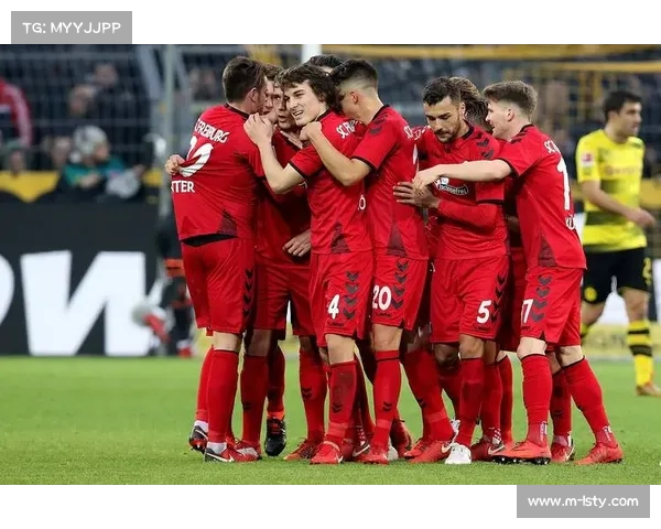 奥格斯堡2-2弗赖堡，下半场火力全开对攻战